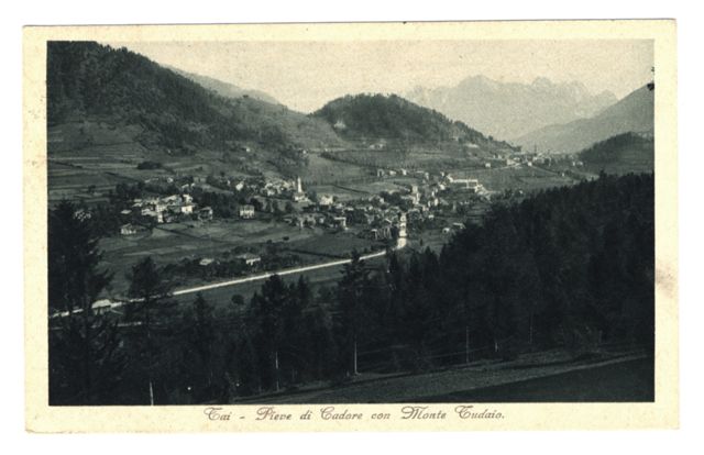 FFC032992 Tai di Cadore (Pieve di Cadore) - Veduta con mo...